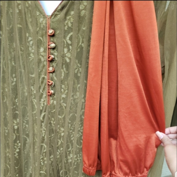 Henna green & rust anarkali churidaar - Picture 4 of 7